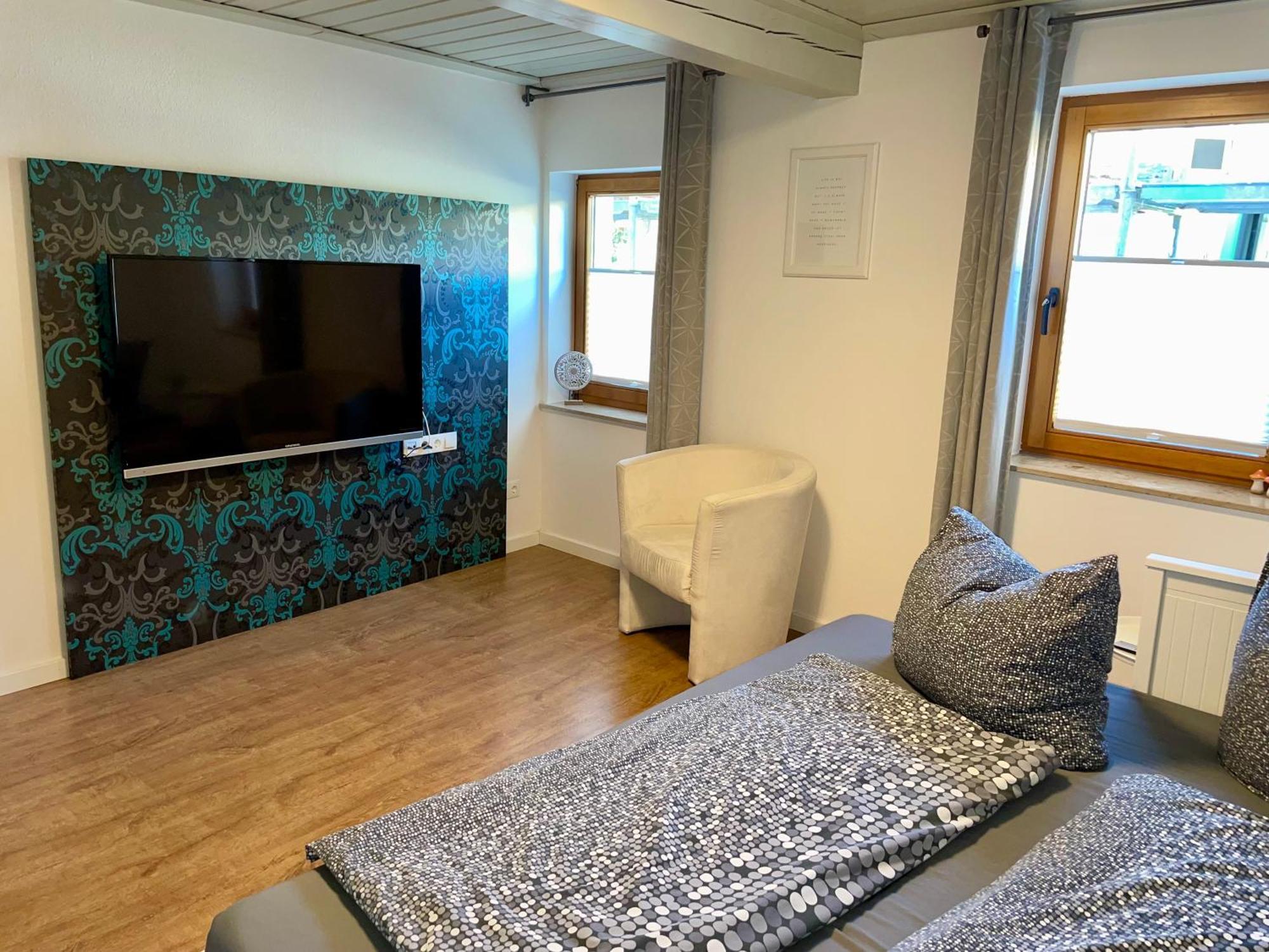 Moderne Ferienwohnung In Historischer Altstadt - Keine Monteurswohnung Hilpoltstein Bagian luar foto