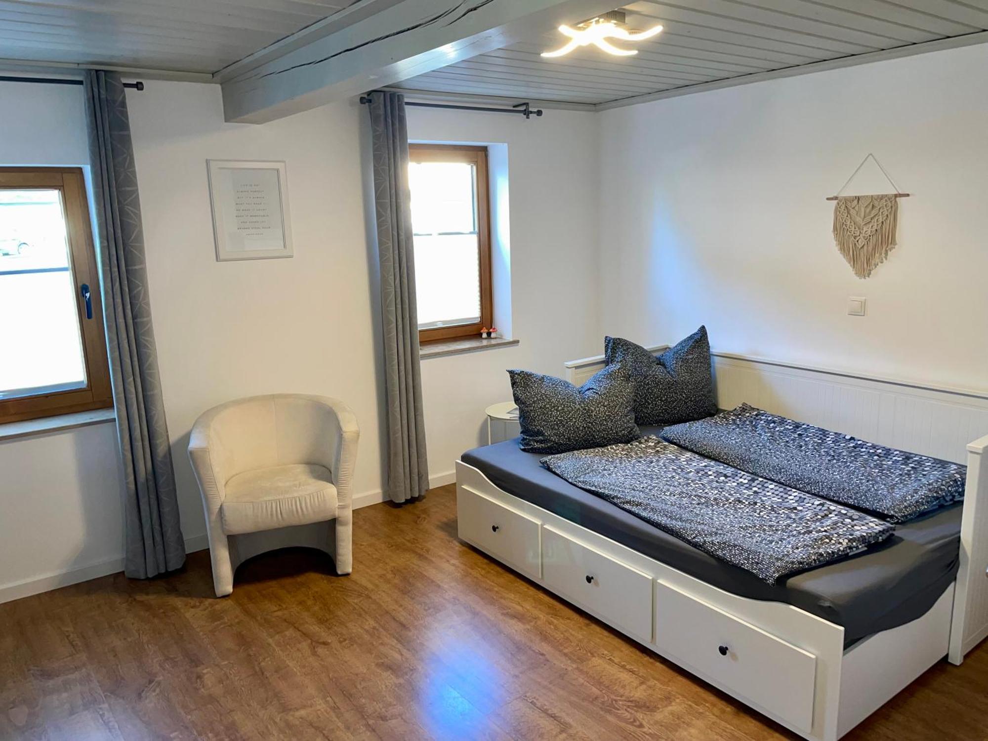 Moderne Ferienwohnung In Historischer Altstadt - Keine Monteurswohnung Hilpoltstein Bagian luar foto